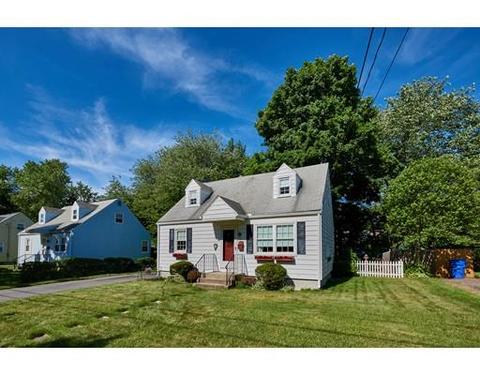 254 Pheland St, Springfield, MA 01109 photo 2