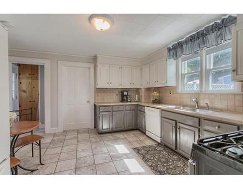 12 Myrtle St, Stoneham, MA 02180 photo 8