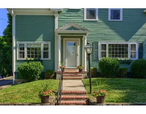 12 Myrtle St, Stoneham, MA 02180 photo 2