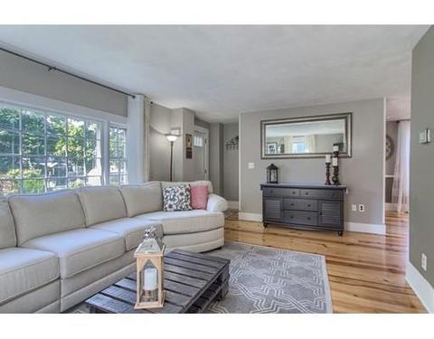12 Myrtle St, Stoneham, MA 02180 photo 5