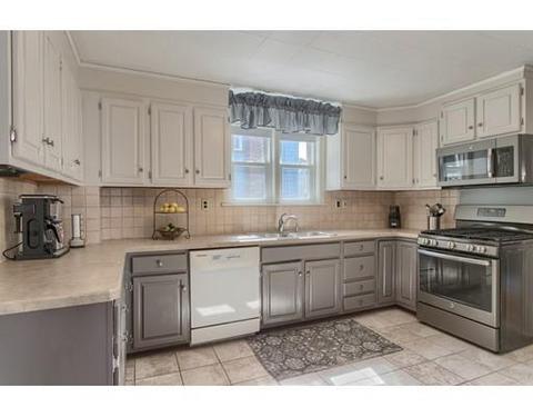 12 Myrtle St, Stoneham, MA 02180 photo 6