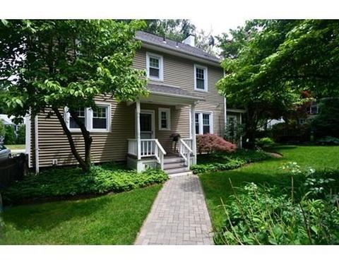 43 Forest St, Worcester, MA 01609 photo 2
