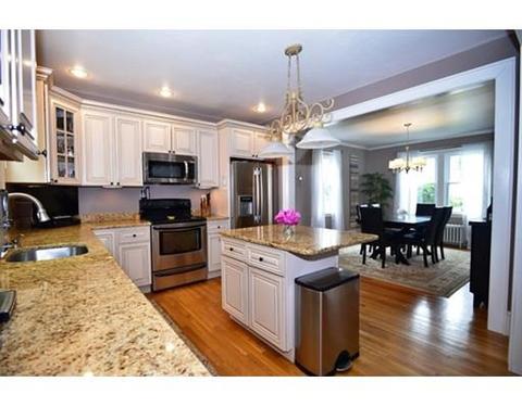 43 Forest St, Worcester, MA 01609 photo 4