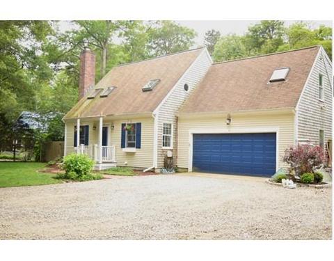 21 Quippish Rd, Mashpee, MA 02649 photo 2
