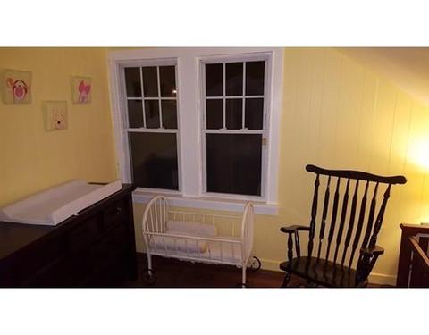 38 Schley St, Springfield, MA 01109 photo 11