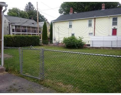 45 Emerald St, Chicopee, MA 01013 photo 5