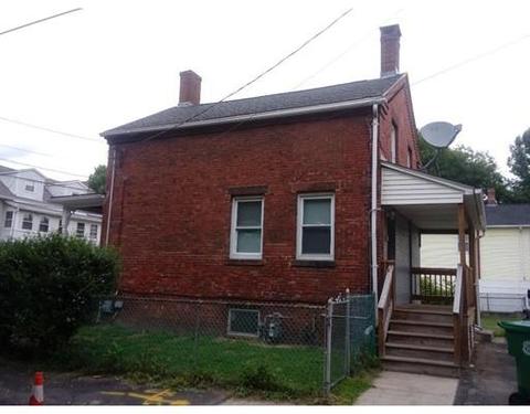 45 Emerald St, Chicopee, MA 01013 photo 3