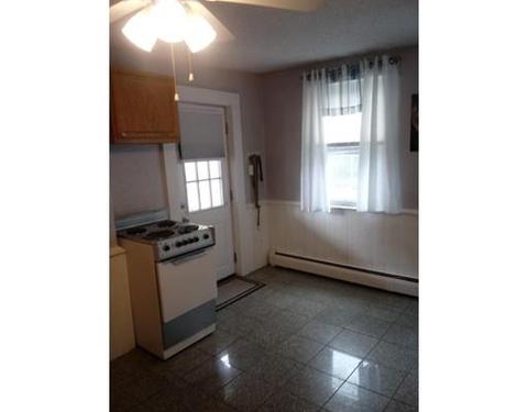 45 Emerald St, Chicopee, MA 01013 photo 8