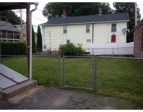 45 Emerald St, Chicopee, MA 01013 photo 6
