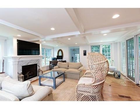 18 Cushing Rd, Wellesley, MA 02481 photo 11