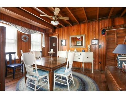 6 Gray St, Buzzards Bay, MA 02532 photo 8