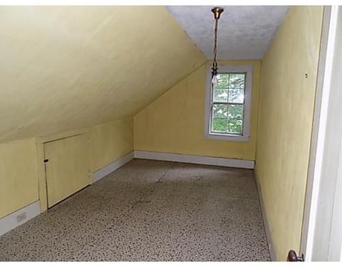 6 Pleasant St, Ware, MA 01082 photo 4