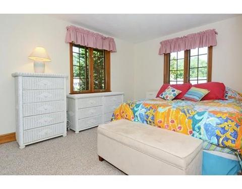 4 Auburn St, Danvers, MA 01923 photo 15