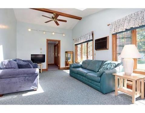 4 Auburn St, Danvers, MA 01923 photo 12