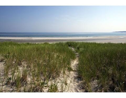 93 Wingaersheek Rd, Gloucester, MA 01930 photo 2