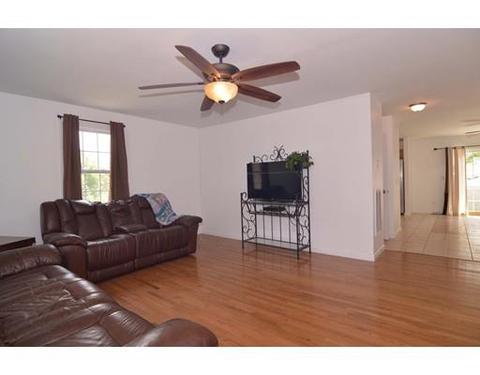 25 Villa Nova St #5, Woonsocket, RI 02895 photo 3