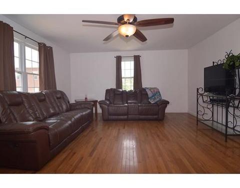 25 Villa Nova St #5, Woonsocket, RI 02895 photo 2
