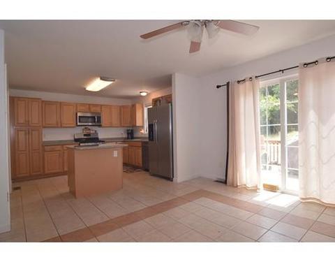 25 Villa Nova St #5, Woonsocket, RI 02895 photo 5