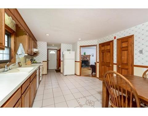 75 Carter Rd, Worcester, MA 01609 photo 9