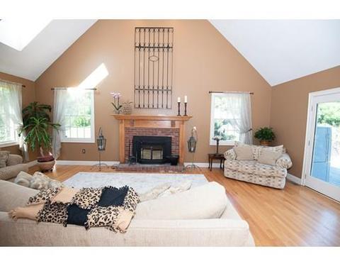 24 Welsh Rd, Sutton, MA 01590 photo 2