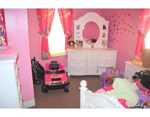 578 Armory St, Springfield, MA 01104 photo 21