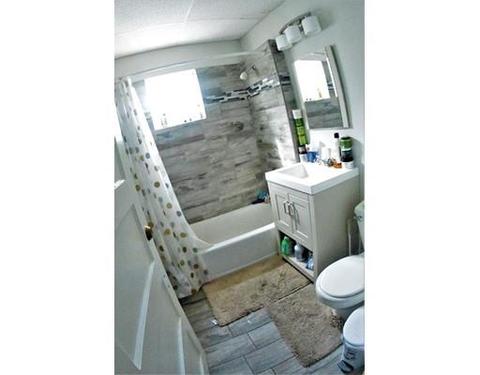 578 Armory St, Springfield, MA 01104 photo 11
