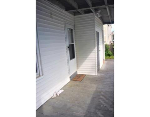 578 Armory St, Springfield, MA 01104 photo 8