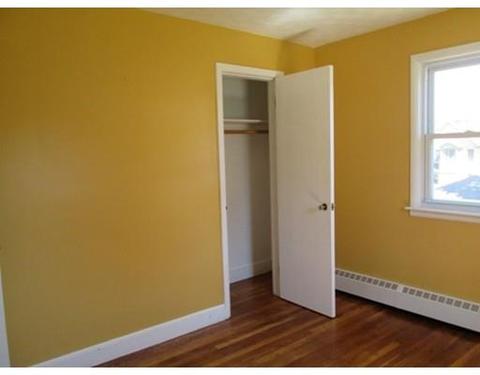 23 Bourne St, Worcester, MA 01606 photo 10