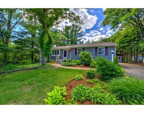 51 Quaker Run Rd, Mashpee, MA 02649 photo 1