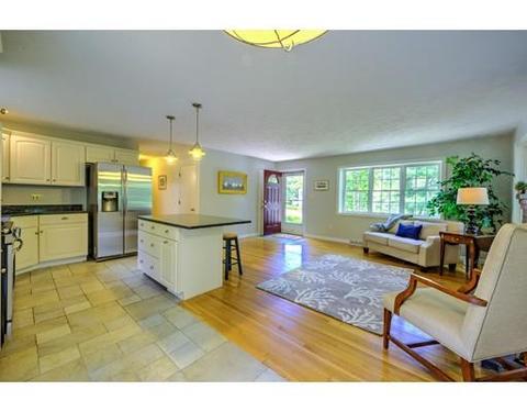 51 Quaker Run Rd, Mashpee, MA 02649 photo 7