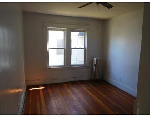 44 Brunswick St, Springfield, MA 01108 photo 9