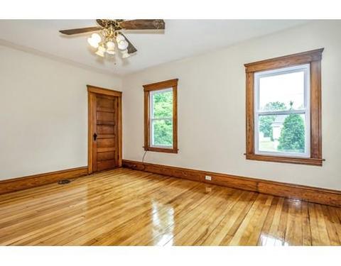 718 School St, Webster, MA 01570 photo 17
