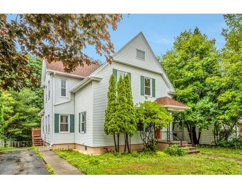 718 School St, Webster, MA 01570 photo 2