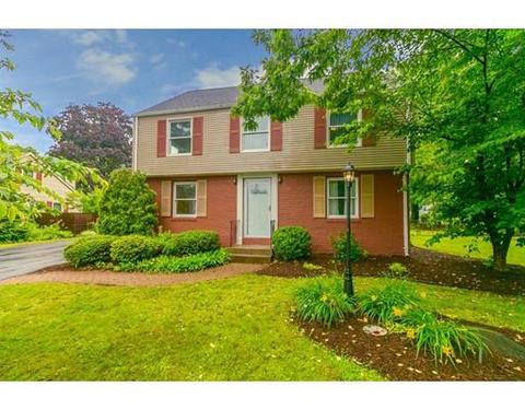 131 Harkness Ave, Springfield, MA 01118 photo 2