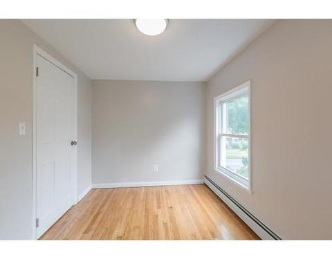 131 Harkness Ave, Springfield, MA 01118 photo 18