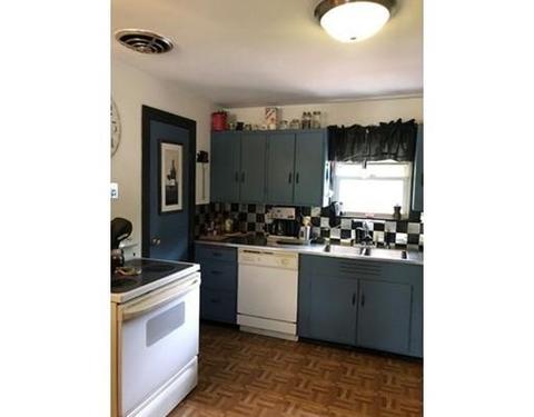 226 E River St, Orange, MA 01364 photo 4