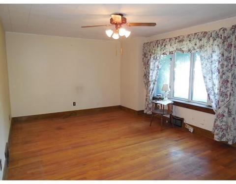 75 Clark St, Easthampton, MA 01027 photo 8