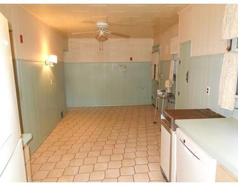 75 Clark St, Easthampton, MA 01027 photo 11