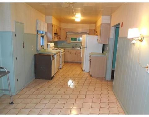 75 Clark St, Easthampton, MA 01027 photo 10