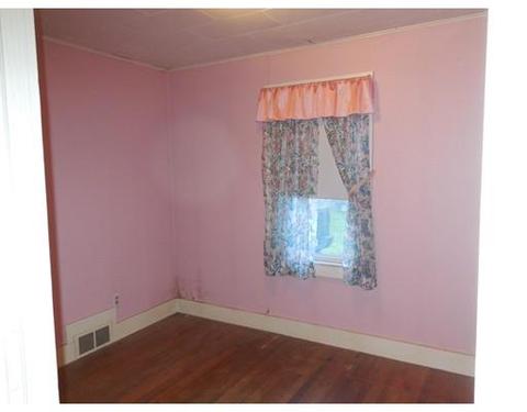 75 Clark St, Easthampton, MA 01027 photo 14