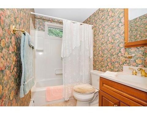7 Robert Rd, Danvers, MA 01923 photo 18