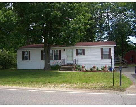 585 E River St, Orange, MA 01364 photo 1