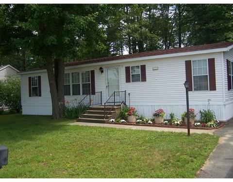 585 E River St, Orange, MA 01364 photo 2