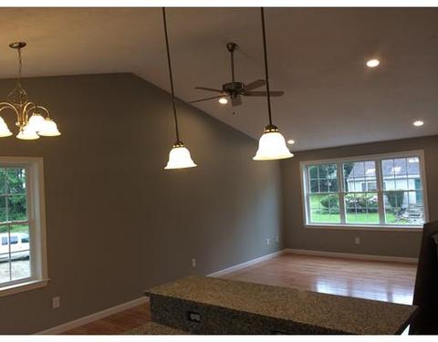 4 Maurice St, Worcester, MA 01604 photo 7