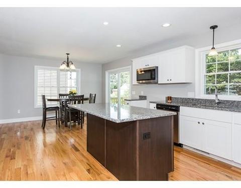 15 Nichols St, Springfield, MA 01151 photo 4