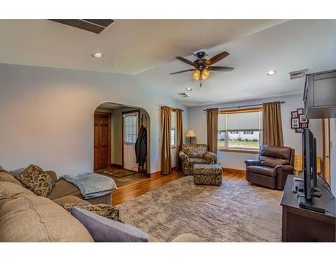15 Kane Dr, Chicopee, MA 01013 photo 14