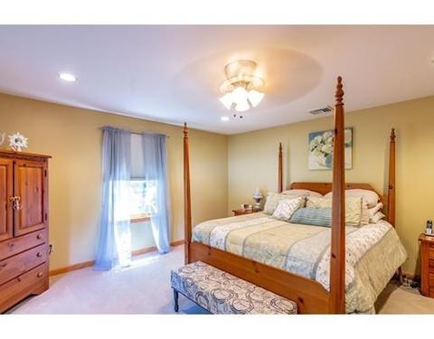 15 Kane Dr, Chicopee, MA 01013 photo 16
