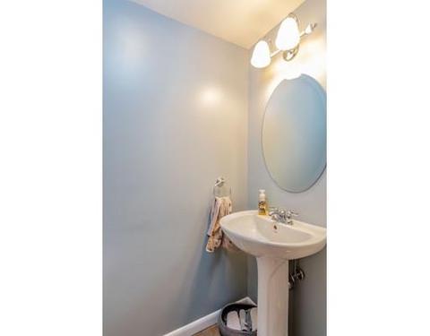 15 Kane Dr, Chicopee, MA 01013 photo 12