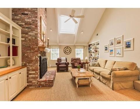 4 Saw Mill Pond Rd, Hingham, MA 02043 photo 5