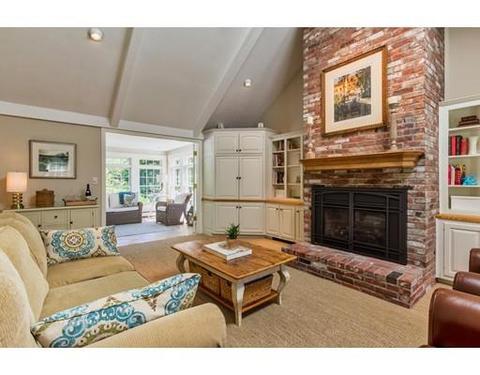 4 Saw Mill Pond Rd, Hingham, MA 02043 photo 4